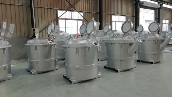 Cucharones de aluminio fundidas de larga distancia de la transferencia no que mojan vida de servicio larga de Refactory