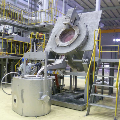 A presión el horno de crisol inclinable de fusión de aluminio de la fundición de gas