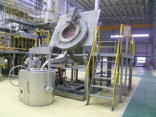 15T el horno fusorio rectangular el +10% 2 valoró la cantidad de colada líquida de aluminio