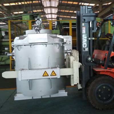 2000kg Capacidad de transferencia de aluminio fundido cucharilla de superficie lisa acabado