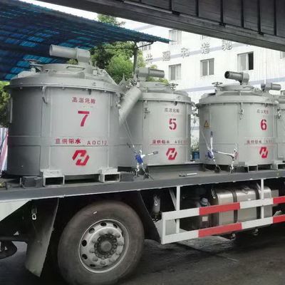 2000kg Capacidad de transferencia de aluminio fundido cucharilla de superficie lisa acabado