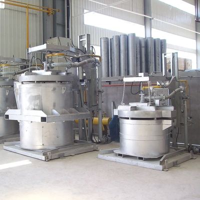 Superficie lisa 500-3000L Cucharas de transferencia de aluminio fundido con tapa