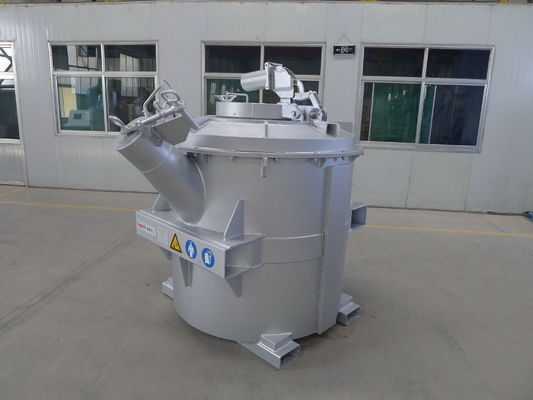 Horno de la calefacción de la cucharón de la capacidad 1200KG que vierte la herramienta móvil de la transferencia del metal fundido