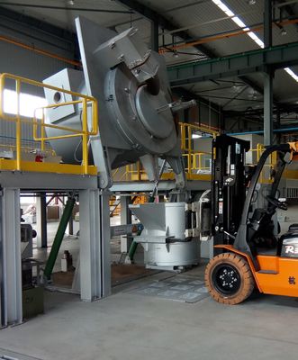 Horno fusorio LPG del crisol de aluminio eléctrico de la capacidad 800KG para el bastidor directo