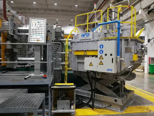 tenencia de fusión eléctrica de 900C 500KG que dosifica el aluminio del horno 0,20 MPa