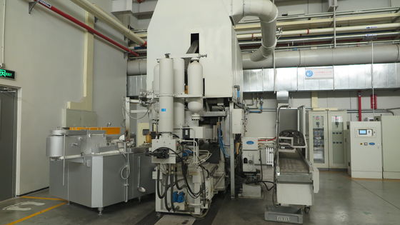 Tipo horno que se sostiene de aluminio de la placa de 3500kg para el bastidor de la aleación de aluminio