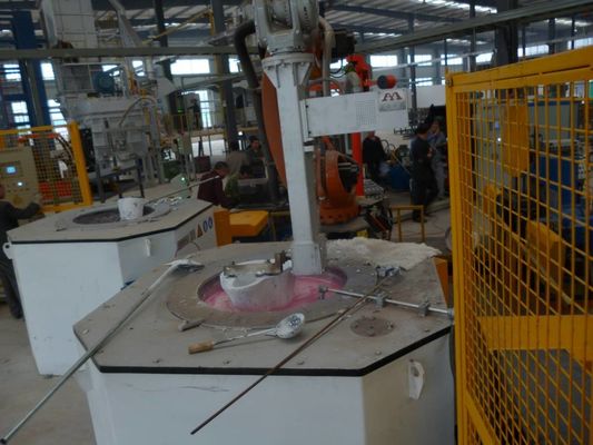 Crisol eléctrico de aluminio alterativo del horno de crisol de 300KG 0.30MPa para el aluminio